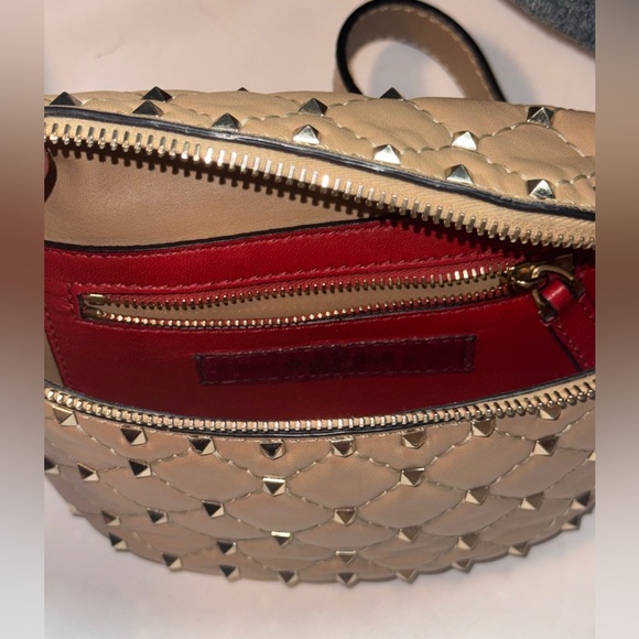 VALENTINO GARAVANI PYRAMID STUD BELT BAG / FANNY PACK - Picture 9 of 15
